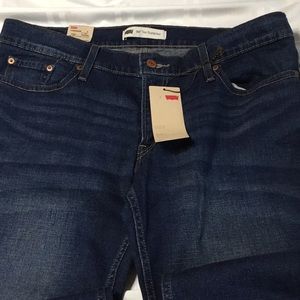 NWT Levi’s Boot cut 524 jeans size 15M/32